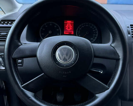 Серый Фольксваген Туран, объемом двигателя 1.6 л и пробегом 219 тыс. км за 6599 $, фото 47 на Automoto.ua