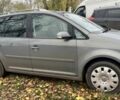 Сірий Фольксваген Туран, об'ємом двигуна 2 л та пробігом 450 тис. км за 2500 $, фото 1 на Automoto.ua