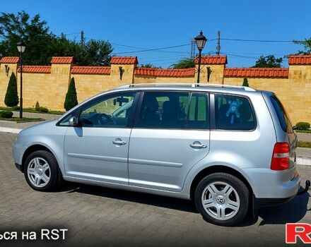 Серый Фольксваген Туран, объемом двигателя 2 л и пробегом 0 тыс. км за 7500 $, фото 3 на Automoto.ua