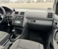 Серый Фольксваген Туран, объемом двигателя 2 л и пробегом 370 тыс. км за 2550 $, фото 10 на Automoto.ua