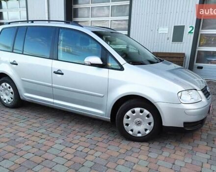 Серый Фольксваген Туран, объемом двигателя 1.6 л и пробегом 220 тыс. км за 5650 $, фото 34 на Automoto.ua