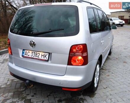 Сірий Фольксваген Туран, об'ємом двигуна 1.39 л та пробігом 243 тис. км за 5350 $, фото 3 на Automoto.ua