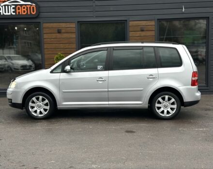 Сірий Фольксваген Туран, об'ємом двигуна 1.6 л та пробігом 267 тис. км за 6500 $, фото 4 на Automoto.ua