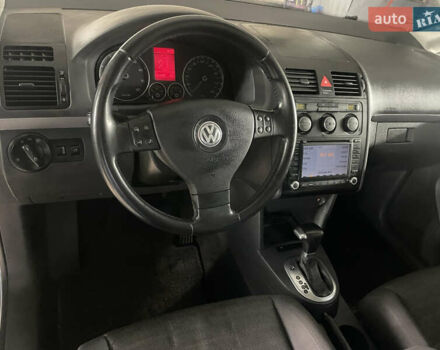 Серый Фольксваген Туран, объемом двигателя 2 л и пробегом 202 тыс. км за 5800 $, фото 11 на Automoto.ua