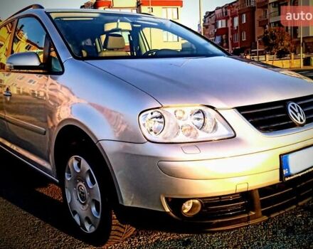 Серый Фольксваген Туран, объемом двигателя 1.6 л и пробегом 26 тыс. км за 11572 $, фото 9 на Automoto.ua