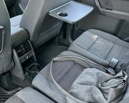 Серый Фольксваген Туран, объемом двигателя 1.97 л и пробегом 330 тыс. км за 5800 $, фото 5 на Automoto.ua