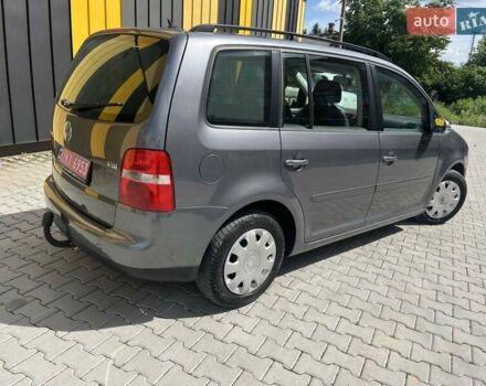 Серый Фольксваген Туран, объемом двигателя 1.6 л и пробегом 186 тыс. км за 6900 $, фото 6 на Automoto.ua