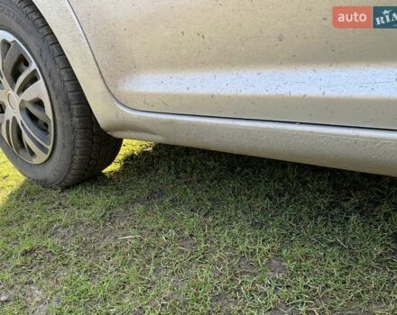 Серый Фольксваген Туран, объемом двигателя 1.9 л и пробегом 400 тыс. км за 6500 $, фото 13 на Automoto.ua