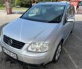 Сірий Фольксваген Туран, об'ємом двигуна 1.97 л та пробігом 260 тис. км за 6500 $, фото 1 на Automoto.ua