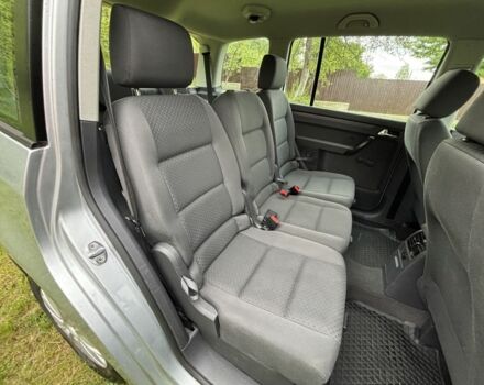 Серый Фольксваген Туран, объемом двигателя 1.6 л и пробегом 222 тыс. км за 5899 $, фото 3 на Automoto.ua