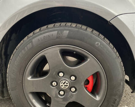 Серый Фольксваген Туран, объемом двигателя 1.6 л и пробегом 240 тыс. км за 7000 $, фото 11 на Automoto.ua