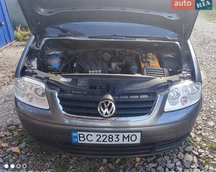 Серый Фольксваген Туран, объемом двигателя 2 л и пробегом 181 тыс. км за 4900 $, фото 7 на Automoto.ua