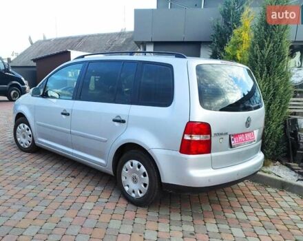 Серый Фольксваген Туран, объемом двигателя 1.6 л и пробегом 220 тыс. км за 5650 $, фото 27 на Automoto.ua