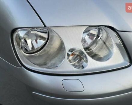 Серый Фольксваген Туран, объемом двигателя 1.6 л и пробегом 270 тыс. км за 6499 $, фото 27 на Automoto.ua