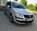 Серый Фольксваген Туран, объемом двигателя 1.6 л и пробегом 274 тыс. км за 5650 $, фото 1 на Automoto.ua