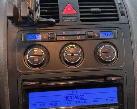 Серый Фольксваген Туран, объемом двигателя 1.9 л и пробегом 233 тыс. км за 6300 $, фото 23 на Automoto.ua