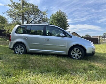 Серый Фольксваген Туран, объемом двигателя 1.6 л и пробегом 222 тыс. км за 5899 $, фото 19 на Automoto.ua