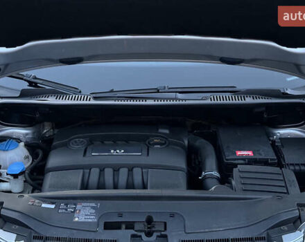 Серый Фольксваген Туран, объемом двигателя 1.6 л и пробегом 219 тыс. км за 6599 $, фото 45 на Automoto.ua