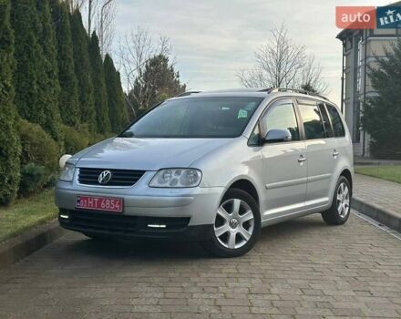 Сірий Фольксваген Туран, об'ємом двигуна 1.6 л та пробігом 240 тис. км за 6200 $, фото 3 на Automoto.ua