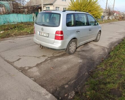 Серый Фольксваген Туран, объемом двигателя 1.9 л и пробегом 340 тыс. км за 2500 $, фото 3 на Automoto.ua