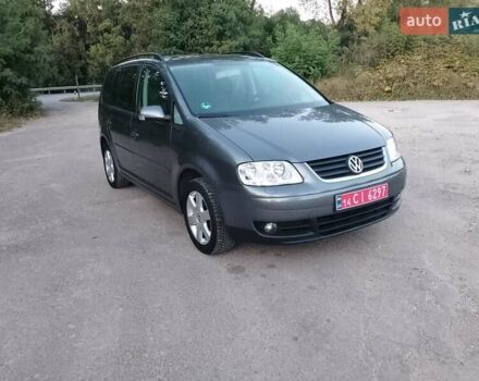 Серый Фольксваген Туран, объемом двигателя 1.6 л и пробегом 215 тыс. км за 5900 $, фото 18 на Automoto.ua