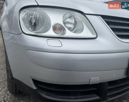 Сірий Фольксваген Туран, об'ємом двигуна 1.6 л та пробігом 221 тис. км за 6499 $, фото 10 на Automoto.ua