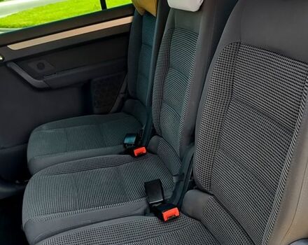 Серый Фольксваген Туран, объемом двигателя 2 л и пробегом 0 тыс. км за 7500 $, фото 6 на Automoto.ua