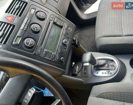 Серый Фольксваген Туран, объемом двигателя 1.6 л и пробегом 186 тыс. км за 6900 $, фото 16 на Automoto.ua