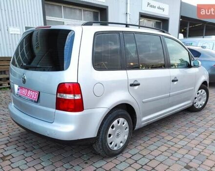 Серый Фольксваген Туран, объемом двигателя 1.6 л и пробегом 220 тыс. км за 5650 $, фото 32 на Automoto.ua