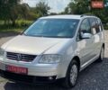 Сірий Фольксваген Туран, об'ємом двигуна 1.6 л та пробігом 232 тис. км за 5750 $, фото 1 на Automoto.ua