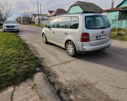 Серый Фольксваген Туран, объемом двигателя 1.9 л и пробегом 340 тыс. км за 2500 $, фото 1 на Automoto.ua