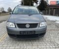 Сірий Фольксваген Туран, об'ємом двигуна 1.6 л та пробігом 218 тис. км за 5800 $, фото 1 на Automoto.ua