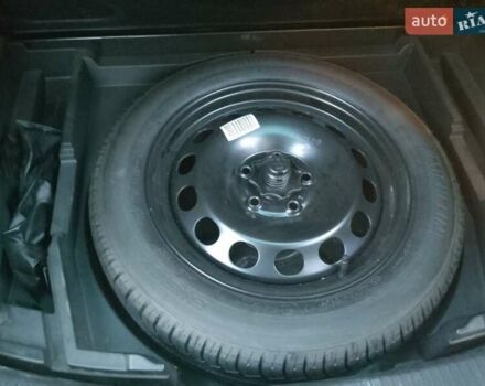 Серый Фольксваген Туран, объемом двигателя 1.6 л и пробегом 215 тыс. км за 5900 $, фото 27 на Automoto.ua