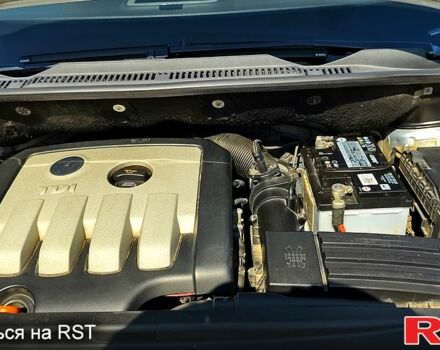 Серый Фольксваген Туран, объемом двигателя 2 л и пробегом 0 тыс. км за 7500 $, фото 7 на Automoto.ua