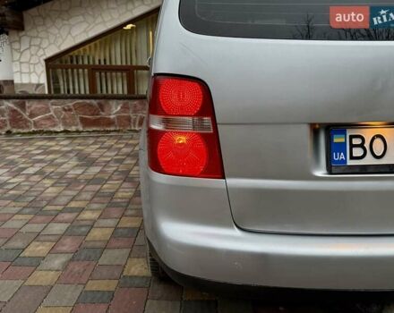 Сірий Фольксваген Туран, об'ємом двигуна 1.9 л та пробігом 264 тис. км за 5400 $, фото 26 на Automoto.ua