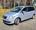 Сірий Фольксваген Туран, об'ємом двигуна 1.6 л та пробігом 163 тис. км за 7999 $, фото 1 на Automoto.ua