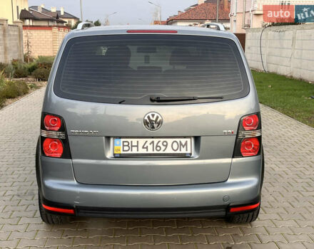 Сірий Фольксваген Туран, об'ємом двигуна 1.4 л та пробігом 48 тис. км за 8999 $, фото 26 на Automoto.ua