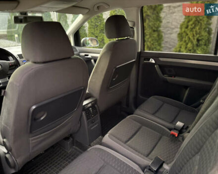 Сірий Фольксваген Туран, об'ємом двигуна 1.9 л та пробігом 221 тис. км за 6600 $, фото 37 на Automoto.ua