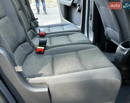 Сірий Фольксваген Туран, об'ємом двигуна 1.6 л та пробігом 230 тис. км за 6750 $, фото 98 на Automoto.ua