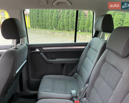 Сірий Фольксваген Туран, об'ємом двигуна 1.4 л та пробігом 187 тис. км за 7600 $, фото 21 на Automoto.ua