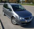 Сірий Фольксваген Туран, об'ємом двигуна 1.9 л та пробігом 368 тис. км за 7300 $, фото 1 на Automoto.ua