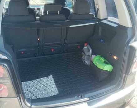 Сірий Фольксваген Туран, об'ємом двигуна 1.4 л та пробігом 175 тис. км за 6700 $, фото 15 на Automoto.ua