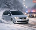 Серый Фольксваген Туран, объемом двигателя 1.97 л и пробегом 370 тыс. км за 6300 $, фото 1 на Automoto.ua