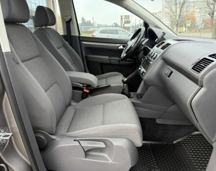 Сірий Фольксваген Туран, об'ємом двигуна 0 л та пробігом 187 тис. км за 6650 $, фото 7 на Automoto.ua