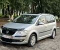 Серый Фольксваген Туран, объемом двигателя 1.4 л и пробегом 250 тыс. км за 4953 $, фото 1 на Automoto.ua