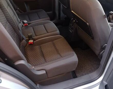 Сірий Фольксваген Туран, об'ємом двигуна 1.6 л та пробігом 285 тис. км за 6000 $, фото 8 на Automoto.ua