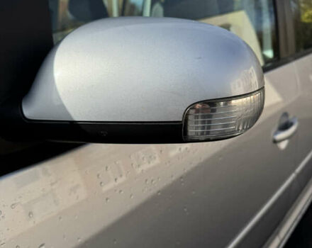 Серый Фольксваген Туран, объемом двигателя 1.6 л и пробегом 199 тыс. км за 7699 $, фото 4 на Automoto.ua