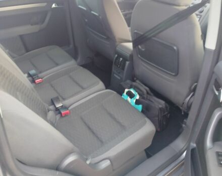 Сірий Фольксваген Туран, об'ємом двигуна 1.9 л та пробігом 312 тис. км за 5200 $, фото 6 на Automoto.ua