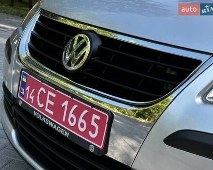 Сірий Фольксваген Туран, об'ємом двигуна 1.6 л та пробігом 230 тис. км за 6750 $, фото 11 на Automoto.ua