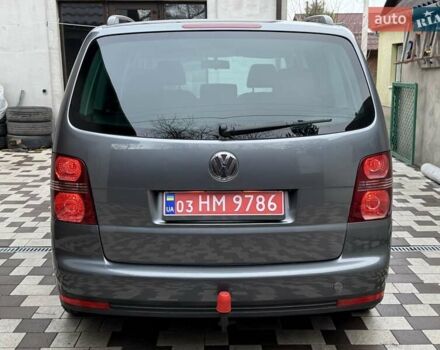 Серый Фольксваген Туран, объемом двигателя 1.6 л и пробегом 251 тыс. км за 6950 $, фото 12 на Automoto.ua
